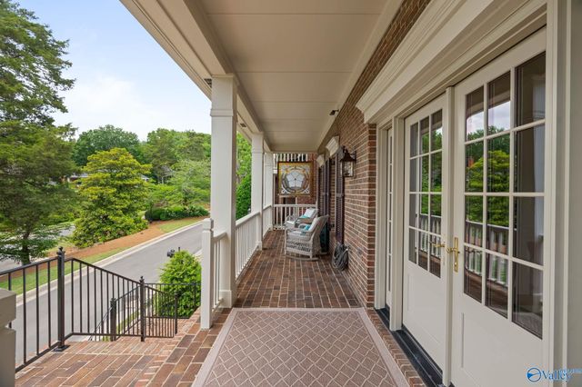 26 Saint James Square SE, Huntsville, AL 35801