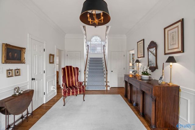 26 Saint James Square SE, Huntsville, AL 35801