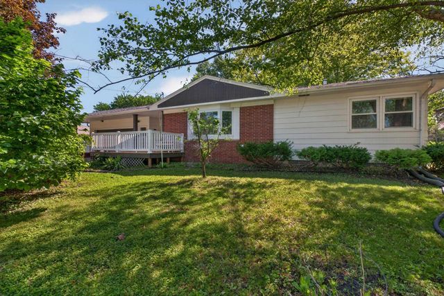 443 S Hackett Road, Waterloo, IA 50701
