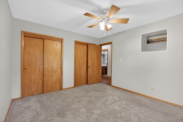 443 S Hackett Road, Waterloo, IA 50701