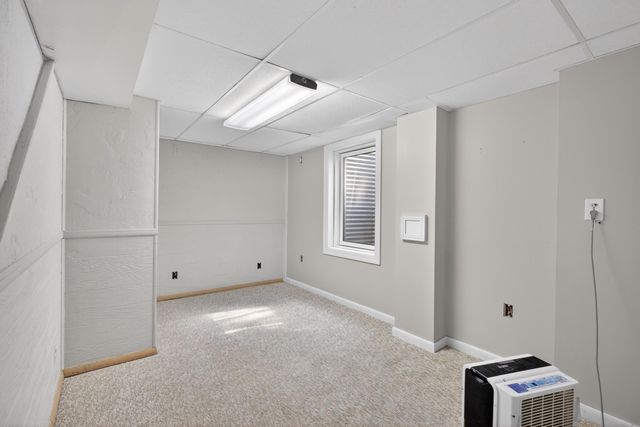 443 S Hackett Road, Waterloo, IA 50701