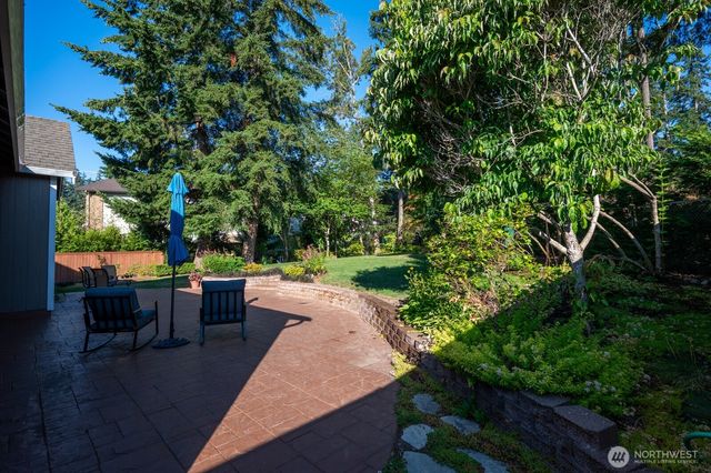 6025 195th Avenue E, Bonney Lake, WA 98391