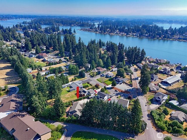 6025 195th Avenue E, Bonney Lake, WA 98391
