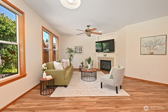 6025 195th Avenue E, Bonney Lake, WA 98391