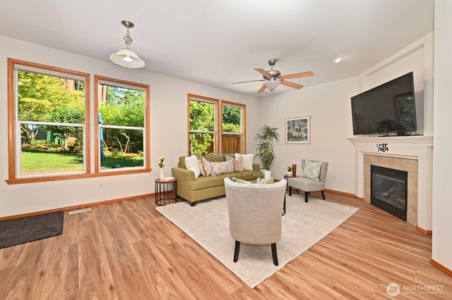 6025 195th Avenue E, Bonney Lake, WA 98391