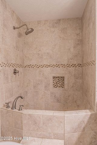 606 John Mcqueen Road, Aberdeen, NC 28315