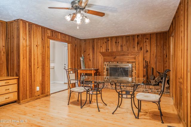 606 John Mcqueen Road, Aberdeen, NC 28315