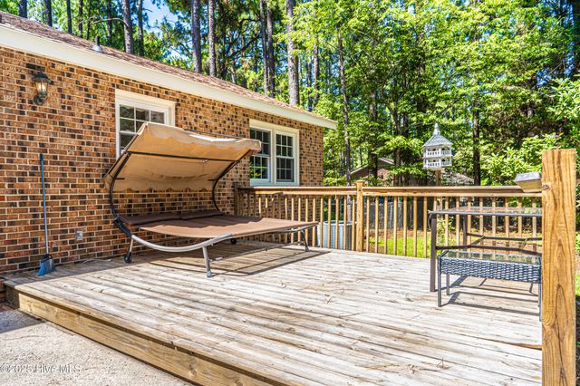 606 John Mcqueen Road, Aberdeen, NC 28315