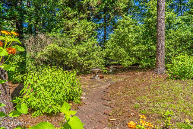 606 John Mcqueen Road, Aberdeen, NC 28315