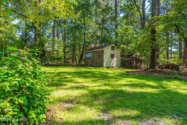 606 John Mcqueen Road, Aberdeen, NC 28315