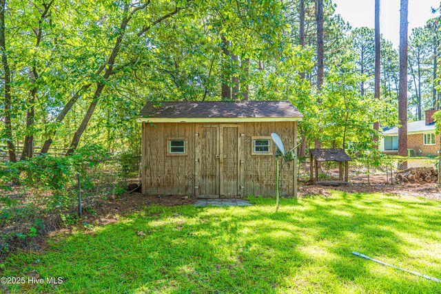 606 John Mcqueen Road, Aberdeen, NC 28315