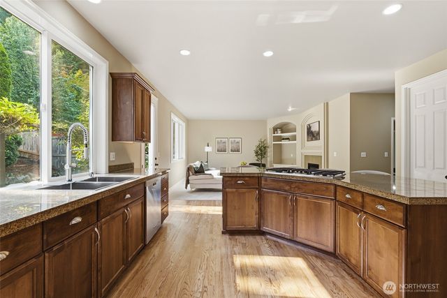 9625 222nd Court NE, Redmond, WA 98053