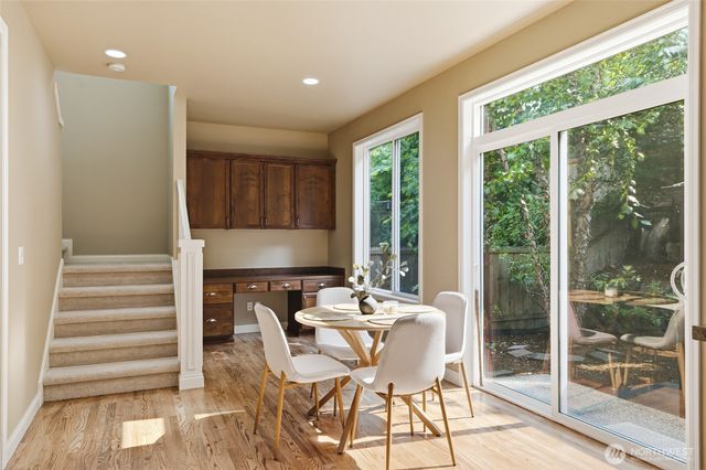 9625 222nd Court NE, Redmond, WA 98053