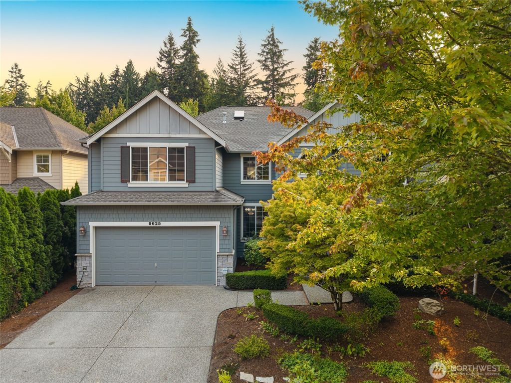 9625 222nd Court NE, Redmond, WA 98053