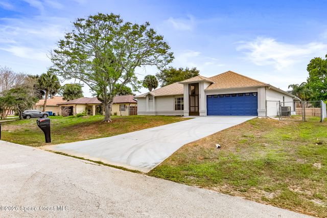 220 Lanack Road SE, Palm Bay, FL 32909