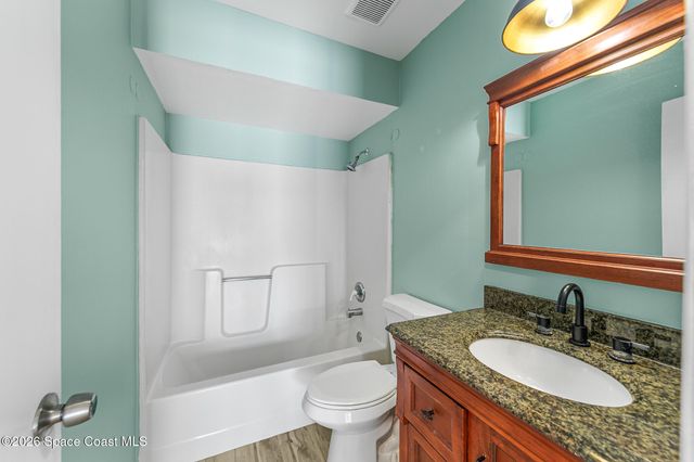 220 Lanack Road SE, Palm Bay, FL 32909