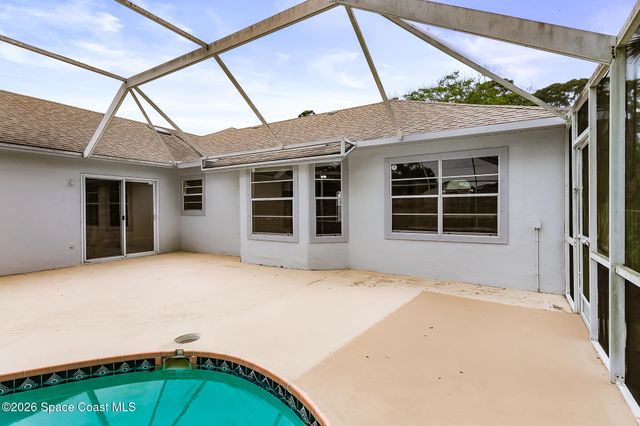 220 Lanack Road SE, Palm Bay, FL 32909