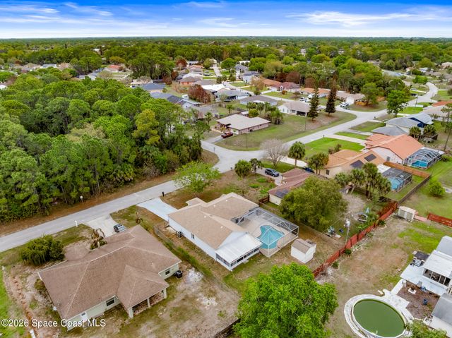 220 Lanack Road SE, Palm Bay, FL 32909