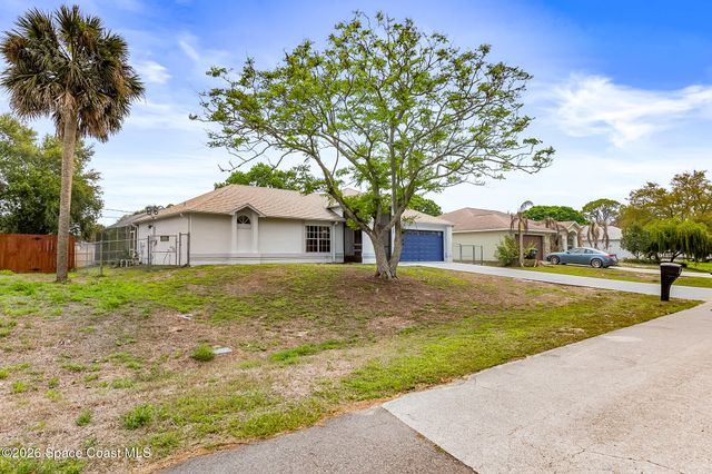 220 Lanack Road SE, Palm Bay, FL 32909
