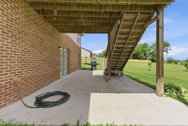 217 Wilshire Way, Richmond, KY 40475