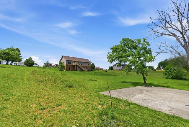 217 Wilshire Way, Richmond, KY 40475