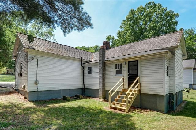 1409 Ridge Avenue, Eden, NC 27288
