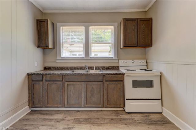 1409 Ridge Avenue, Eden, NC 27288