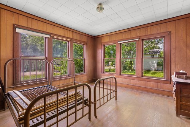 801-803 N Harrison Street, West, TX 76691