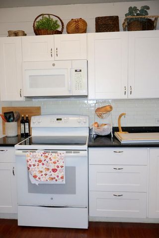 51 N Main Street, Quincy, MI 49082