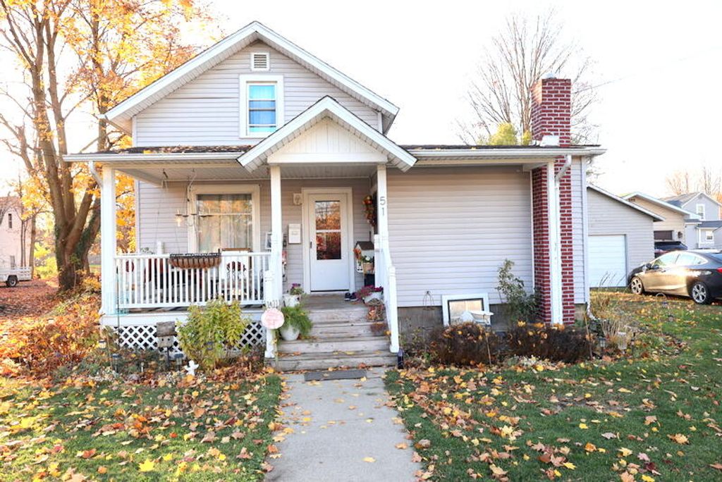 51 N Main Street, Quincy, MI 49082