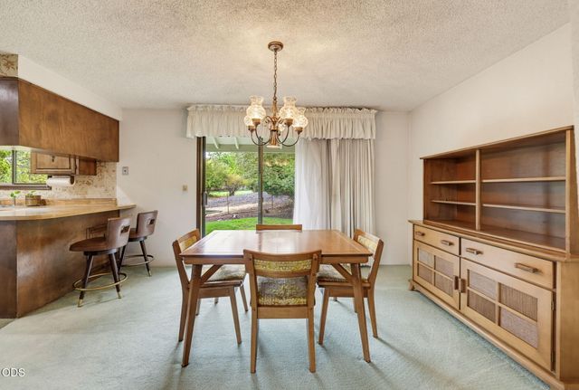 470 S Stoneham Circle, Medford, OR 97504