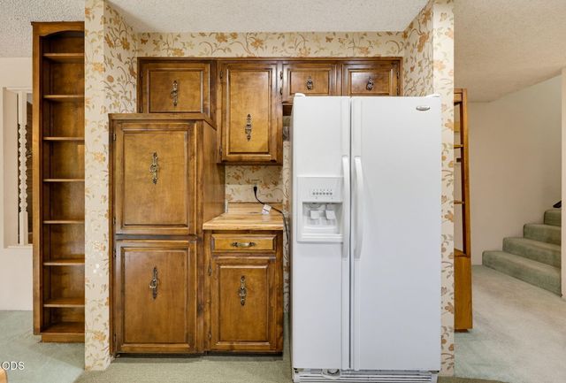 470 S Stoneham Circle, Medford, OR 97504