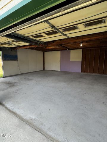 8654 Clinton Road, Stedman, NC 28391