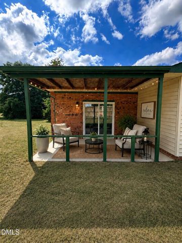 8654 Clinton Road, Stedman, NC 28391