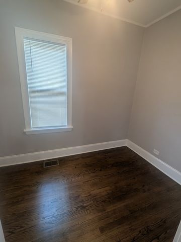7017 S Hermitage Avenue, Chicago, IL 60636