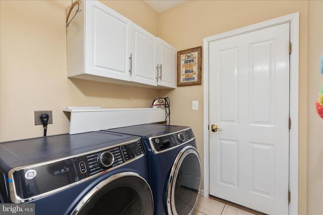 203 NORTHWOOD CIR, Cross Junction, VA 22625
