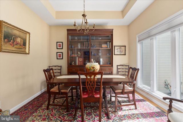 203 NORTHWOOD CIR, Cross Junction, VA 22625