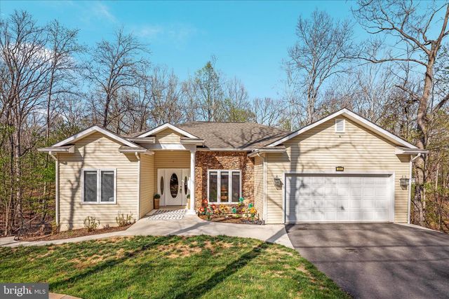 203 NORTHWOOD CIR, Cross Junction, VA 22625