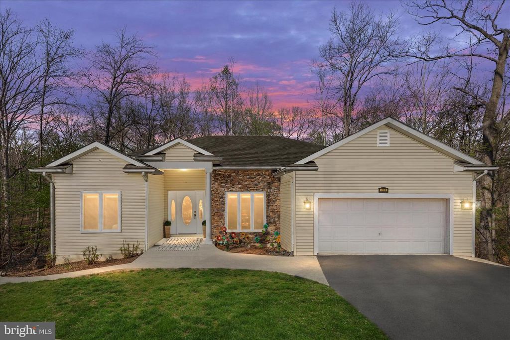 203 NORTHWOOD CIR, Cross Junction, VA 22625