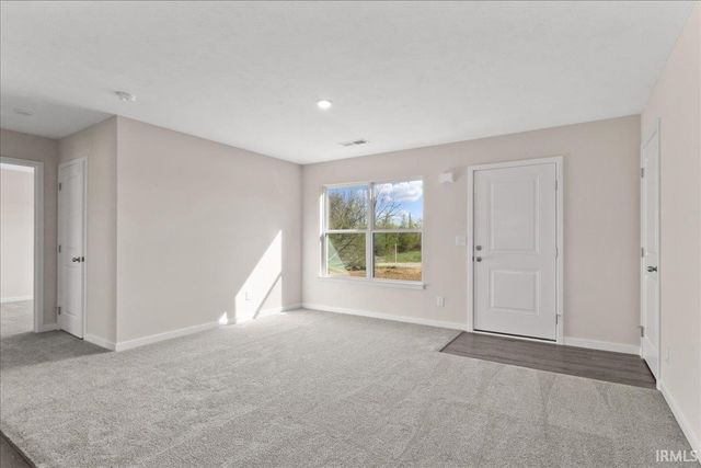 928 N Polk Drive, Oakland City, IN 47660