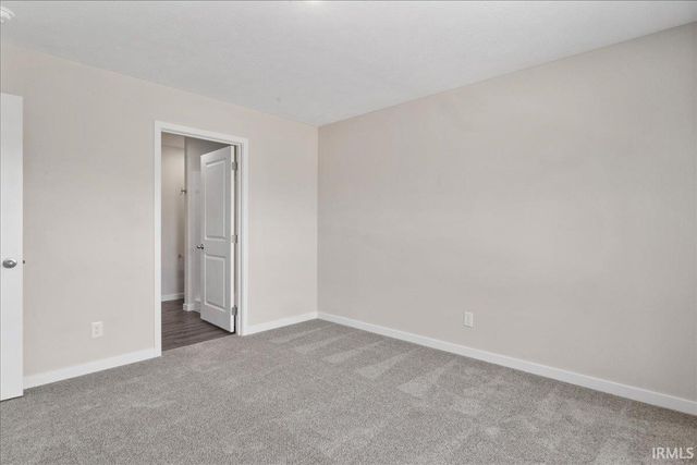 928 N Polk Drive, Oakland City, IN 47660