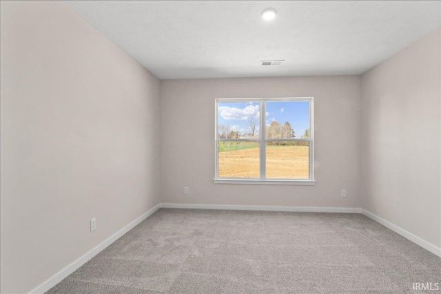 928 N Polk Drive, Oakland City, IN 47660