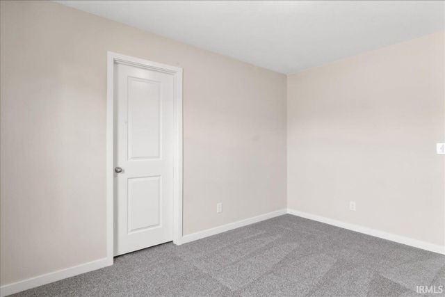 928 N Polk Drive, Oakland City, IN 47660