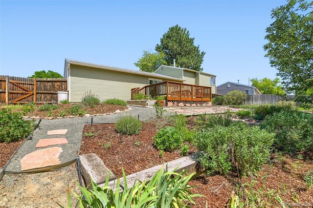 11713 Briarwood Drive, Denver, CO 80233