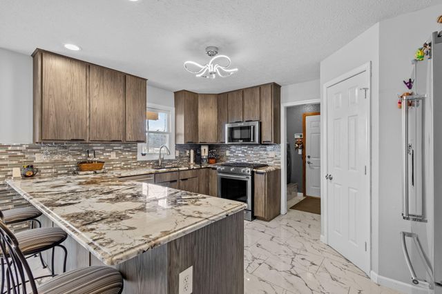 6361 E State Rd 2, Rolling Prairie, IN 46371