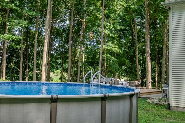 6361 E State Rd 2, Rolling Prairie, IN 46371