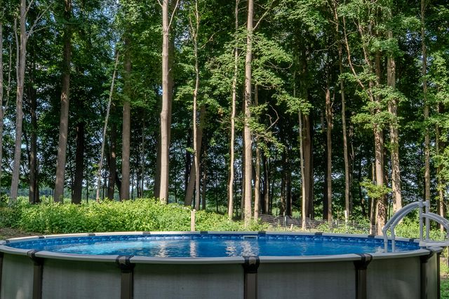 6361 E State Rd 2, Rolling Prairie, IN 46371