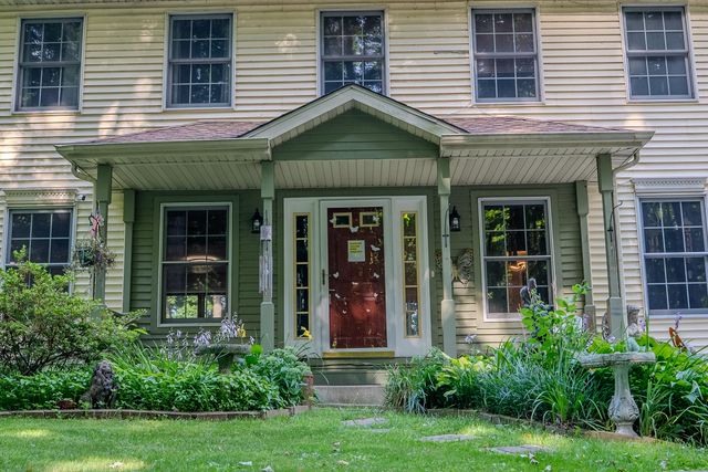 6361 E State Rd 2, Rolling Prairie, IN 46371