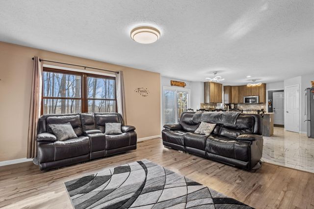 6361 E State Rd 2, Rolling Prairie, IN 46371