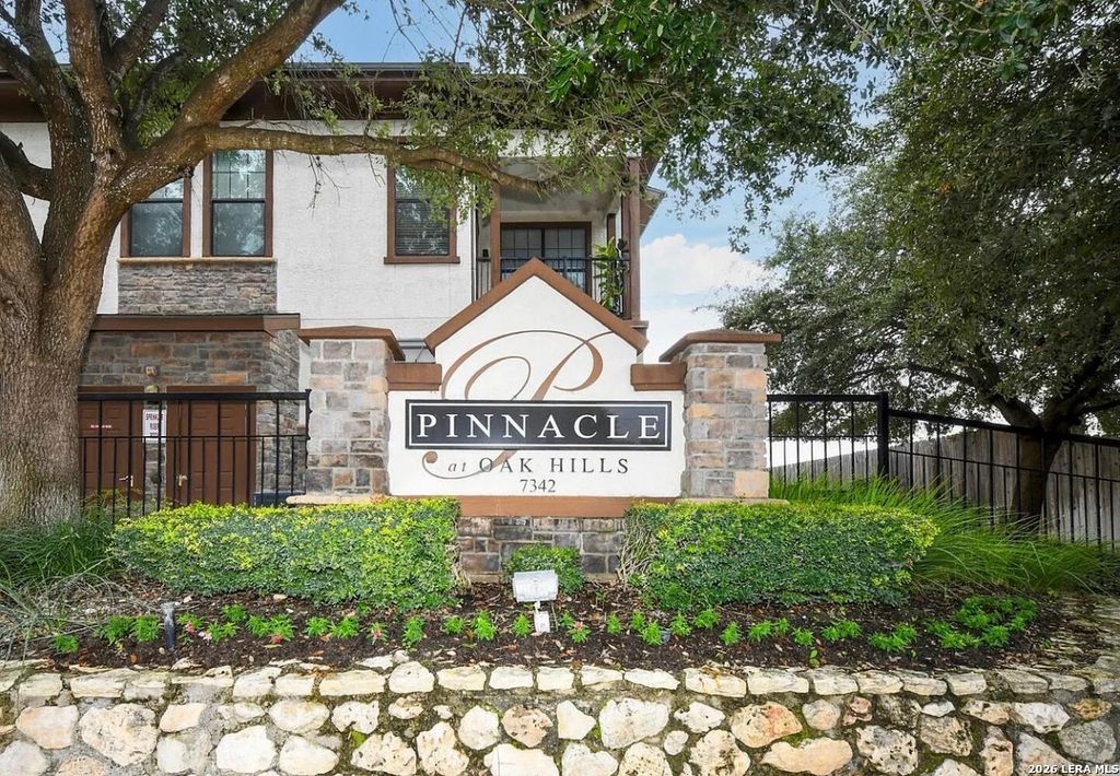 7342 Oak Manor Dr Apt 7107, San Antonio, TX 78229
